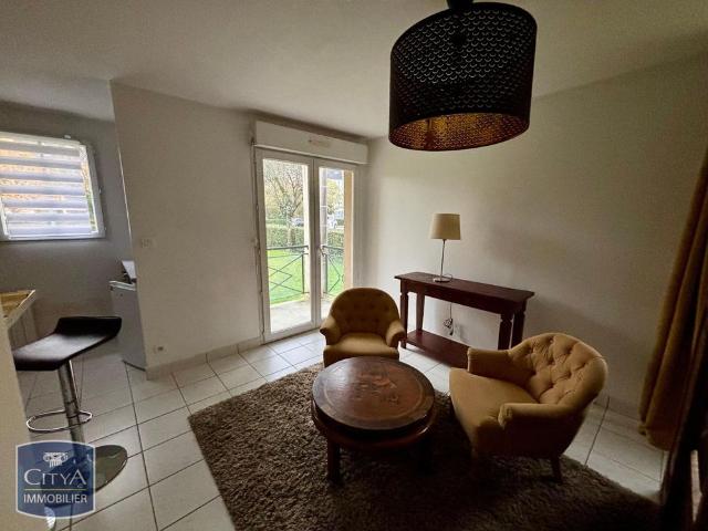 Location Appartement 1 pièce 30m² CHATEAUROUX 36000