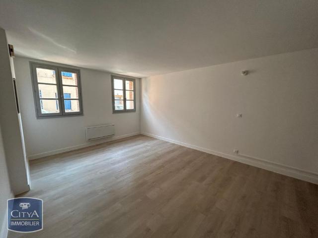 Location Appartement 1 pièce 30m² MONTAUBAN 82000