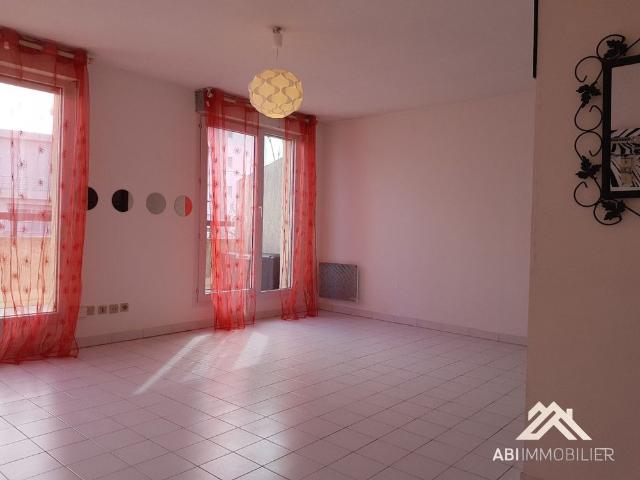 Location Appartement 1 pièce 30m² MONTPELLIER 34000