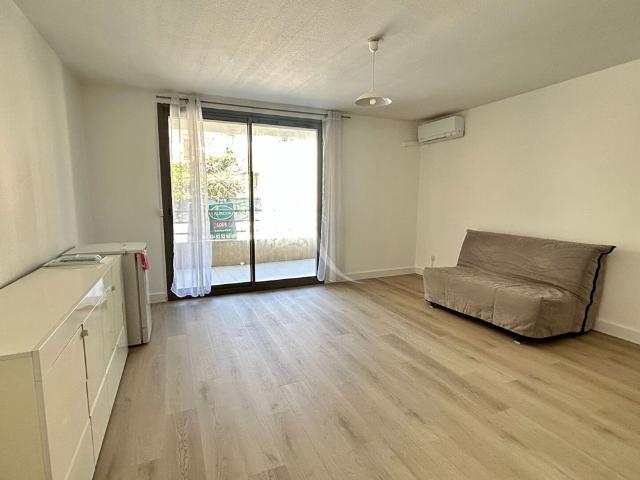 Location Appartement 1 pièce 30m² NICE 06000