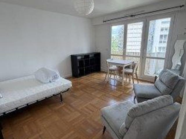 Location Appartement 1 pièce 30m² PARIS 13ème