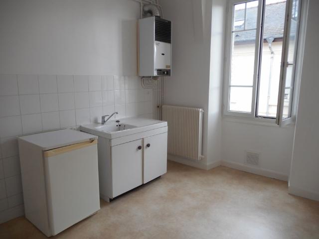 Location Appartement 1 pièce 30m² REIMS 51100