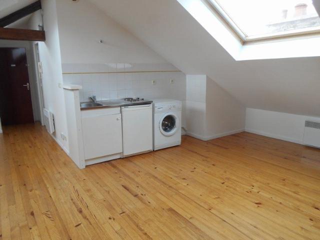 Location Appartement 1 pièce 30m² REIMS 51100