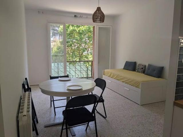 Location Appartement 1 pièce 31 m2 Montpellier