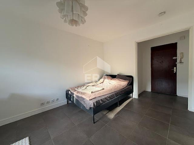 Location Appartement 1 pièce 31 m2 Nice