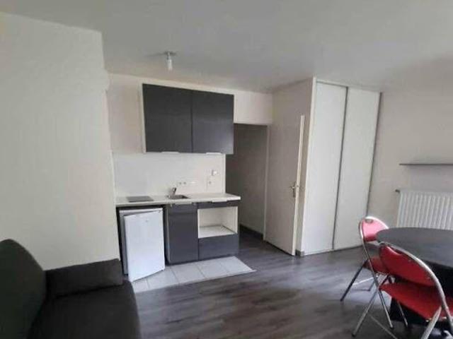 Location Appartement 1 pièce 31 m2 Noisy le Sec