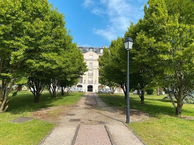 Location Appartement 1 pièce 31 m2 Dammarie les Lys