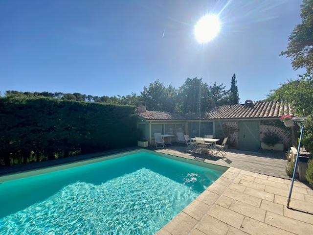 Location Appartement 1 pièce 31 m2 Le Tholonet