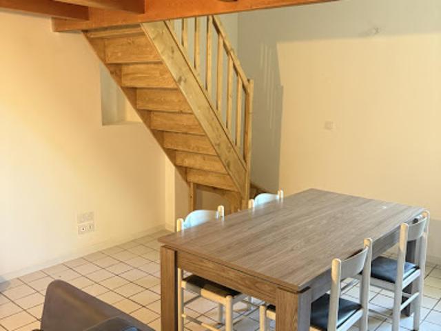 Location Appartement 1 pièce 31 m2 Pignans