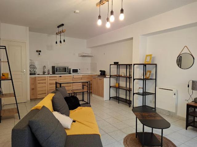 Location Appartement 1 pièce 31 m2 Saujon
