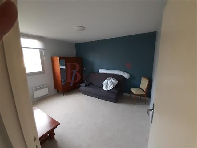 Location Appartement 1 pièce 31 m2 Ussel
