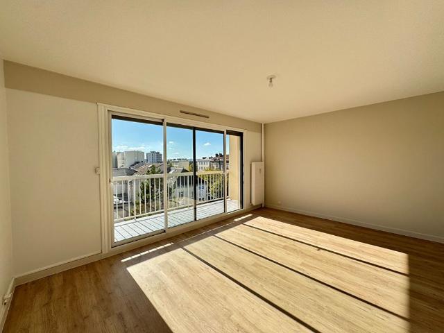Location appartement 1 pièce, 31.26m², Reims