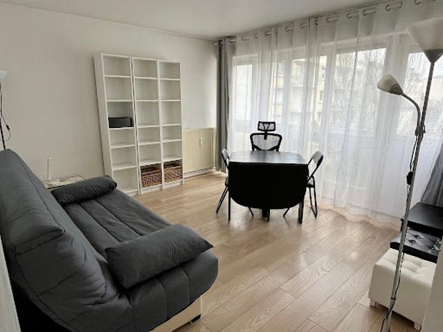 Location Appartement 1 pièce 31 m2 Versailles