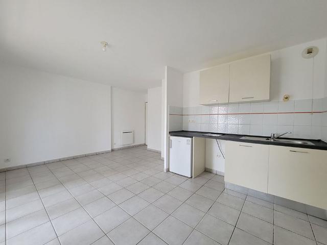 Location appartement 1 pièce, 31.41m², Pau