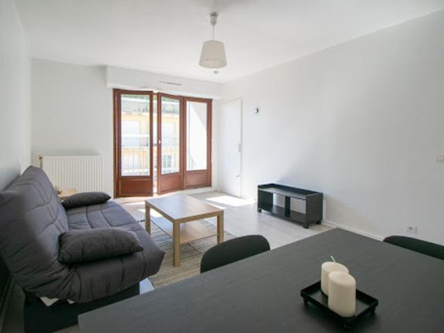 Location Appartement 1 pièce 31.91 m2 Pau