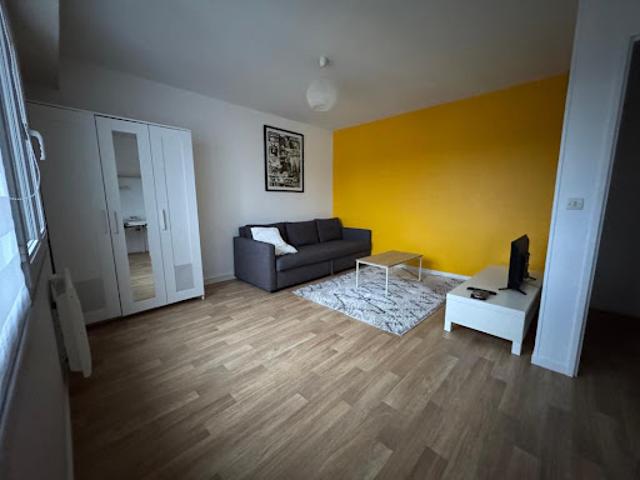 Location Appartement 1 pièce 31.9 m2 Epernay