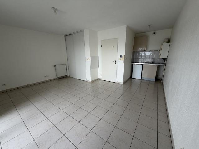 Location Appartement 1 pièce 31m² TOULOUSE 31200
