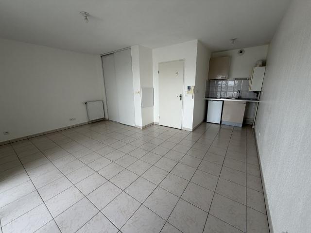 Location Appartement 1 pièce 31m² TOULOUSE 31200