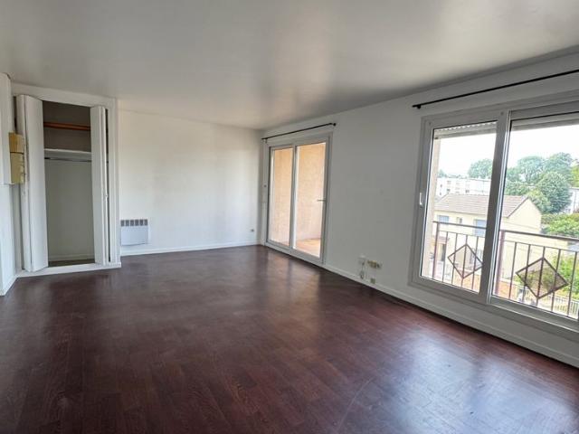 Location Appartement 1 pièce 31m² VILLEPARISIS 77270