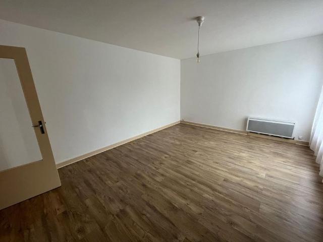 Location Appartement 1 pièce 31m² ANGERS 49100