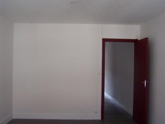 Location Appartement 1 pièce 31m² ANGOULEME 16000