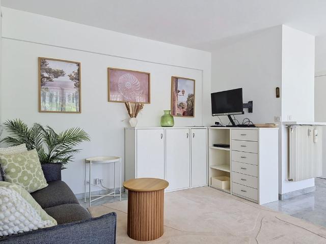 Location Appartement 1 pièce 31m² ANTIBES 06600