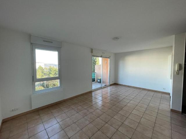 Location Appartement 1 pièce 31m² AUBENAS 07200