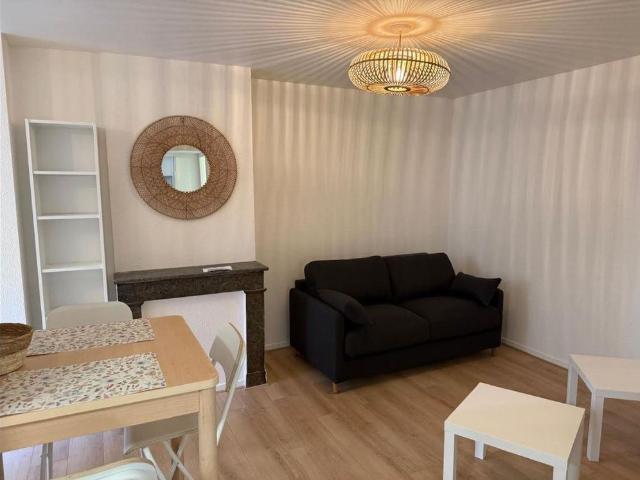 Location Appartement 1 pièce 31m² BORDEAUX 33000
