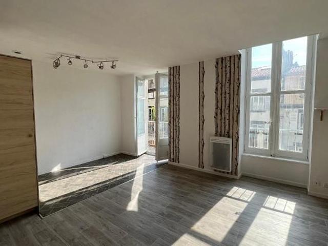 Location Appartement 1 pièce 31m² CLERMONT FERRAND 63000