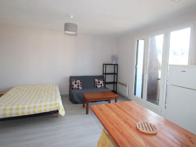 Location Appartement 1 pièce 31m² DECIZE 58300
