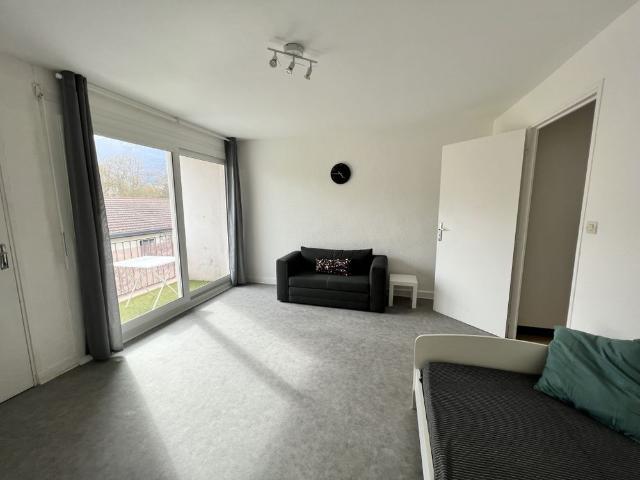 Location Appartement 1 pièce 31m² GRENOBLE 38100