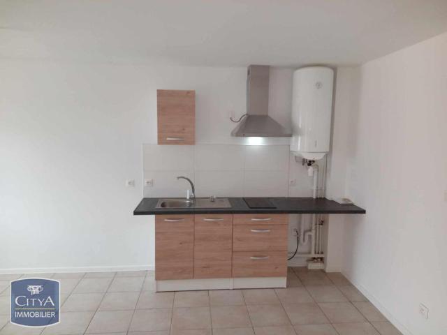 Location Appartement 1 pièce 31m² LE TAMPON 97430