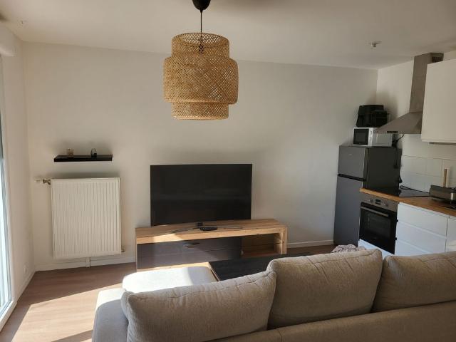 Location Appartement 1 pièce 31m² LES ULIS 91940