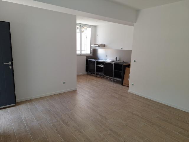 Location Appartement 1 pièce 31m² MONTPELLIER 34070
