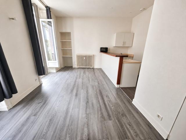 Location Appartement 1 pièce 31m² NANTES 44000