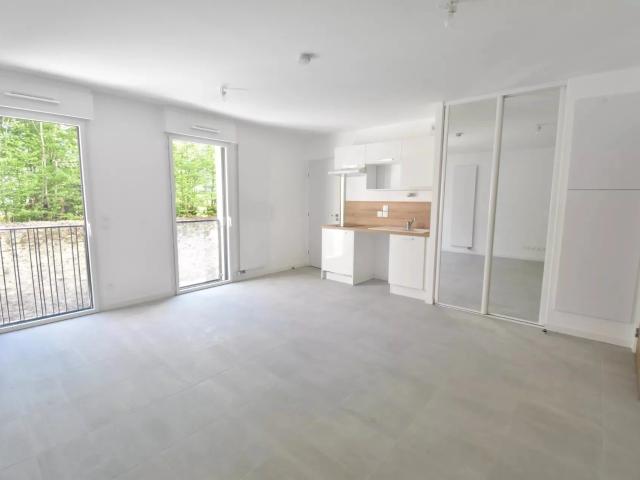 Location Appartement 1 pièce 31m² NANTES 44000