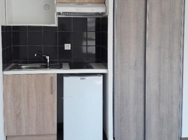 Location Appartement 1 pièce 31m² PAU 64000