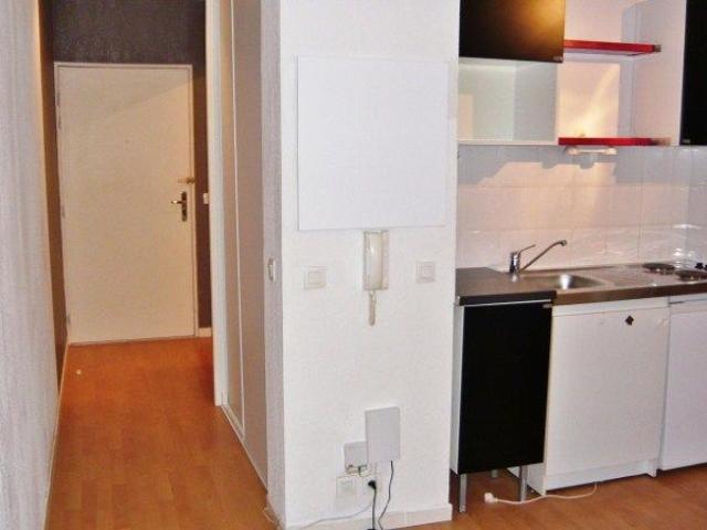 Location Appartement 1 pièce 31m² PAU 64000
