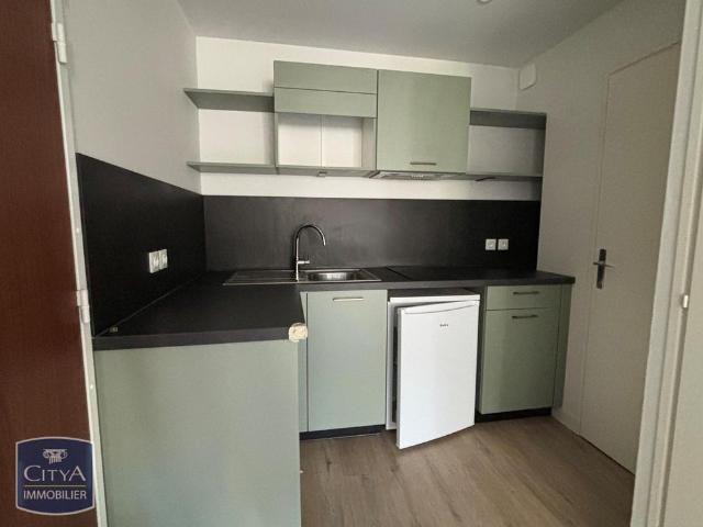 Location Appartement 1 pièce 31m² POITIERS 86000