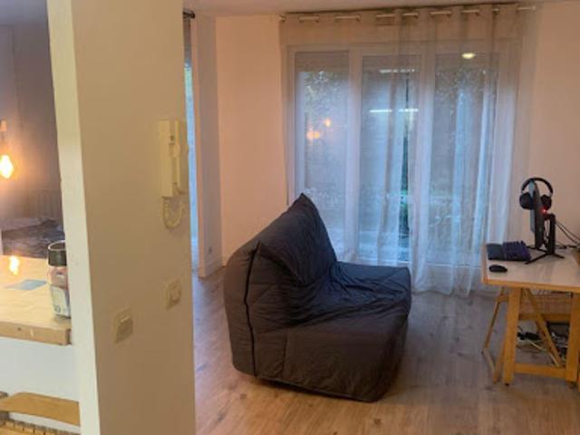 Location Appartement 1 pièce 32 m2 Nanterre