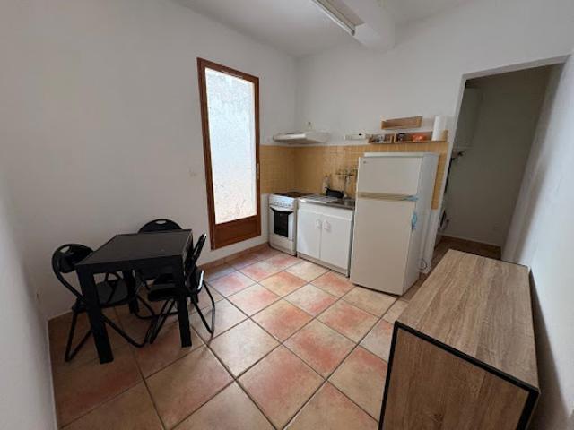 Location Appartement 1 pièce 32 m2 Narbonne