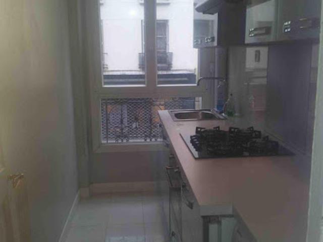 Location Appartement 1 pièce 32 m2 Paris 18ème