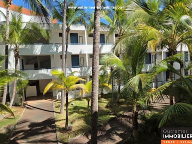 Location Appartement 1 pièce 32 m2 Saint Gilles Les Bains