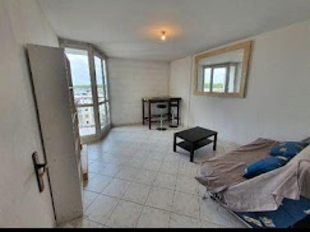 Location Appartement 1 pièce 32 m2 Thiais