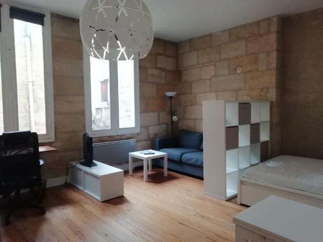 Location appartement 1 pièce, 32.00m², Bordeaux