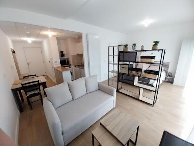 Location Appartement 1 pièce 32.03 m2 Saint Yrieix la Perche
