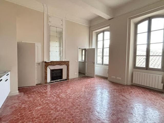 Location Appartement 1 pièce 32 m2 Avignon