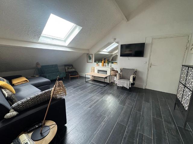Location appartement 1 pièce, 32.60m², Verrières le Buisson