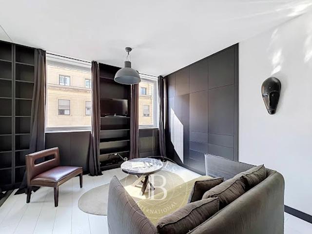 Location Appartement 1 pièce 32.6 m2 Paris 1er