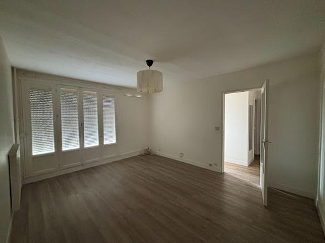Location Appartement 1 pièce 32.78 m2 Rosny sous Bois
